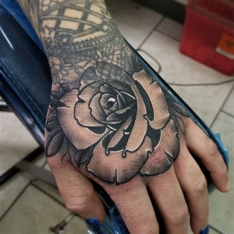 hand tattoos designs